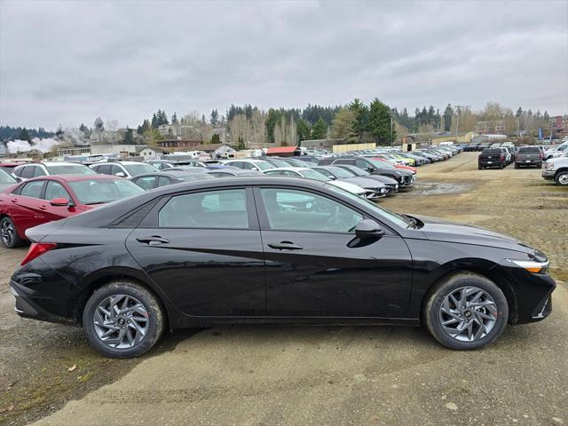Photo of 2025 Abyss Black Hyundai ELANTRA HEV