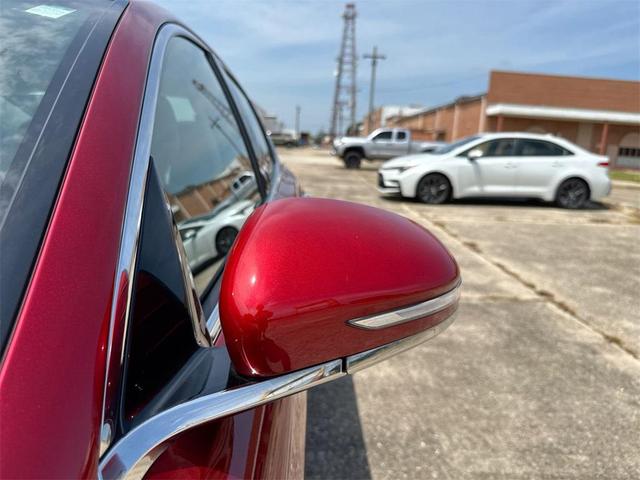 Photo of 2019 Havana Red Genesis G70