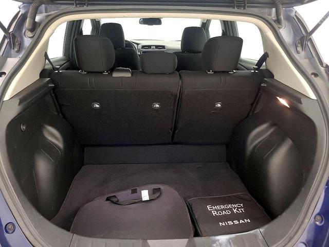 Photo of 2023 Blue Nissan Leaf