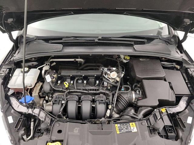 Photo of 2016 Black Ford Focus
