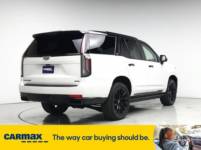 Photo of 2021 White Cadillac Escalade