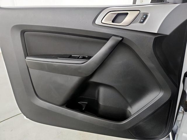 Photo of 2019 White Ford Ranger