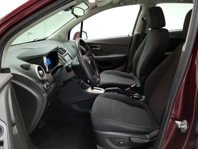 Photo of 2016 Red Chevrolet Trax