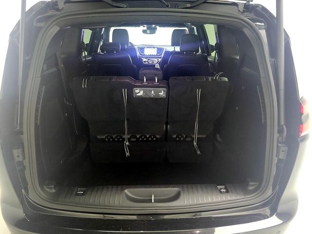 Photo of 2021 Black Chrysler Pacifica