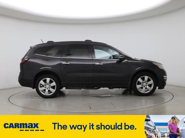 Photo of 2017 Gray Chevrolet Traverse