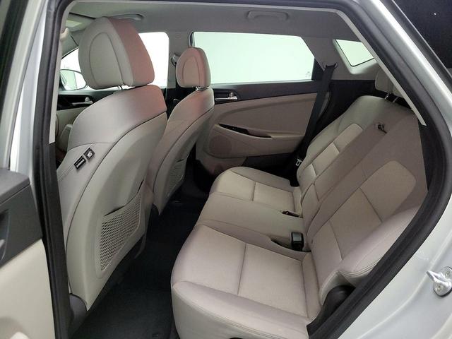 Photo of 2018 Silver Hyundai TUCSON