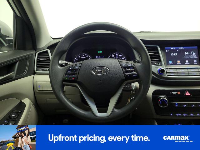Photo of 2018 Silver Hyundai TUCSON
