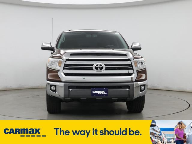 Photo of 2017 Brown Toyota Tundra