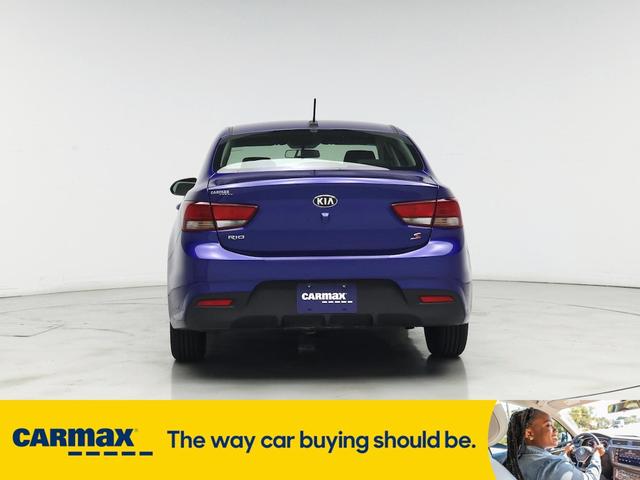 Photo of 2019 Blue Kia Rio