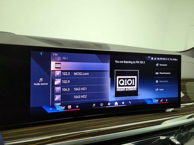 Photo of 2024 Gray BMW X5