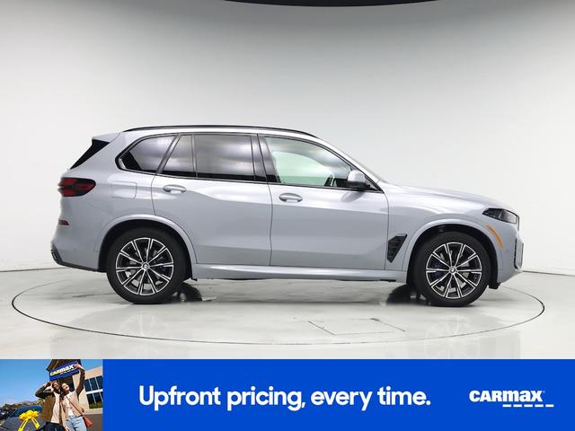 Photo of 2024 Gray BMW X5