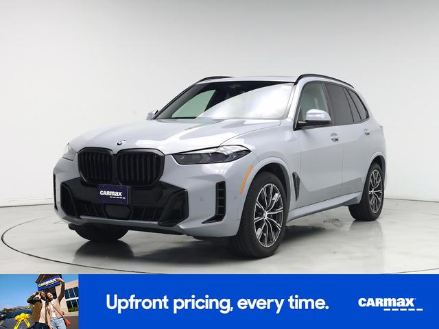 Photo of 2024 Gray BMW X5