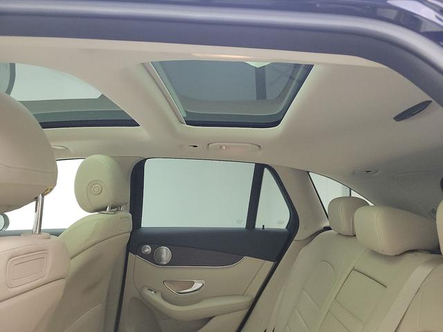Photo of 2019 Blue Mercedes-Benz GLC 300