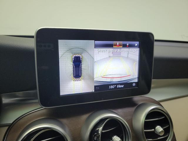 Photo of 2019 Blue Mercedes-Benz GLC 300