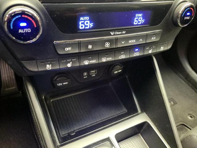 Photo of 2017 Black Hyundai TUCSON