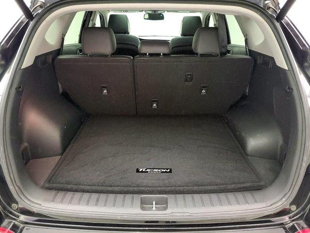Photo of 2017 Black Hyundai TUCSON