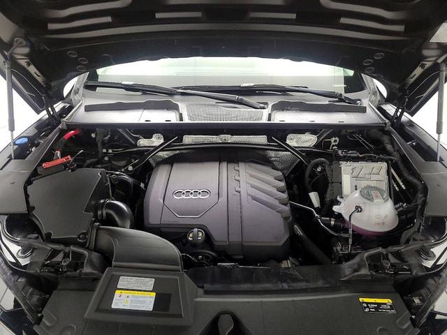 Photo of 2023 Black Audi Q5