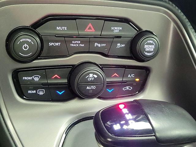Photo of 2023 Silver Dodge Challenger