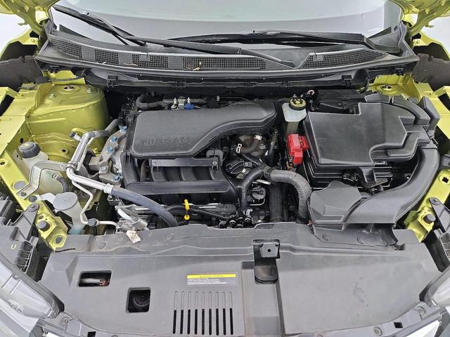 Photo of 2020 Green Nissan Rogue Sport