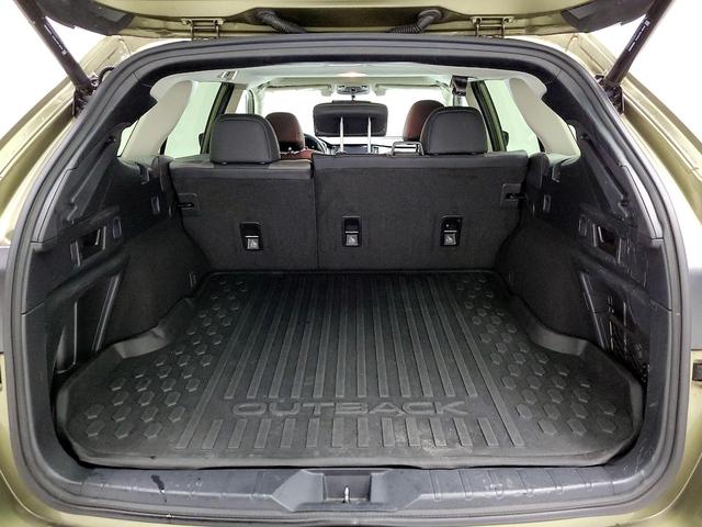 Photo of 2020 Green Subaru Outback