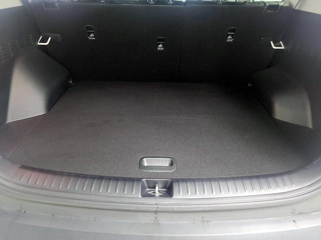 Photo of 2021 White Kia Seltos