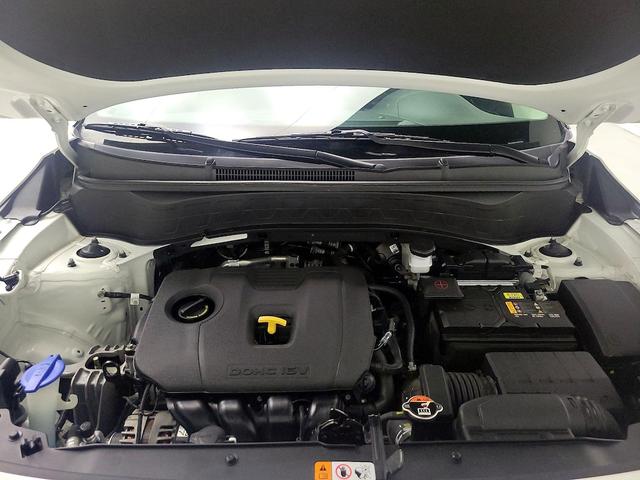Photo of 2021 White Kia Seltos