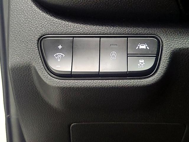 Photo of 2021 White Kia Seltos