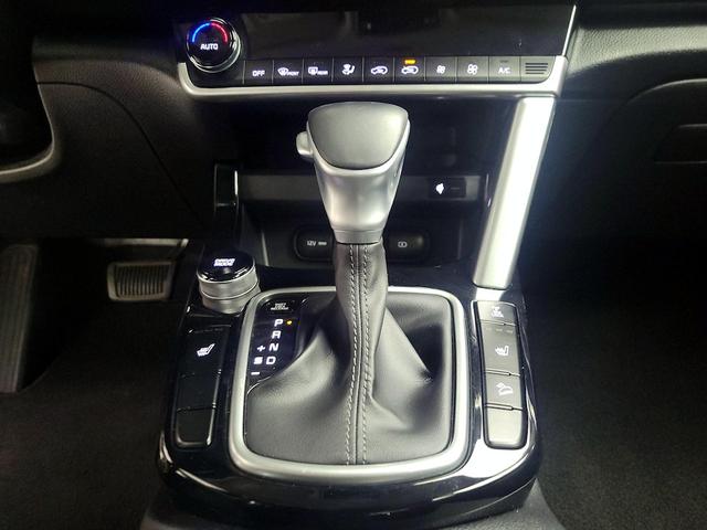 Photo of 2021 White Kia Seltos