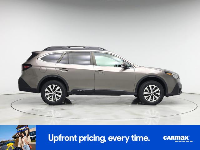 Photo of 2022 Brown Subaru Outback