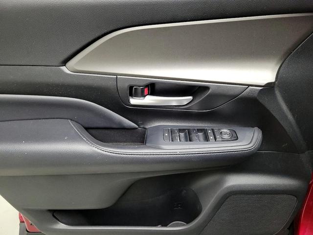 Photo of 2024 Red Toyota Grand Highlander