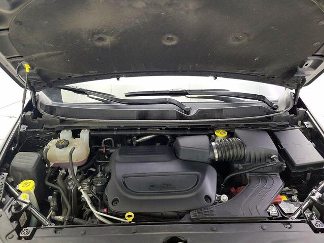 Photo of 2023 Black Chrysler Pacifica