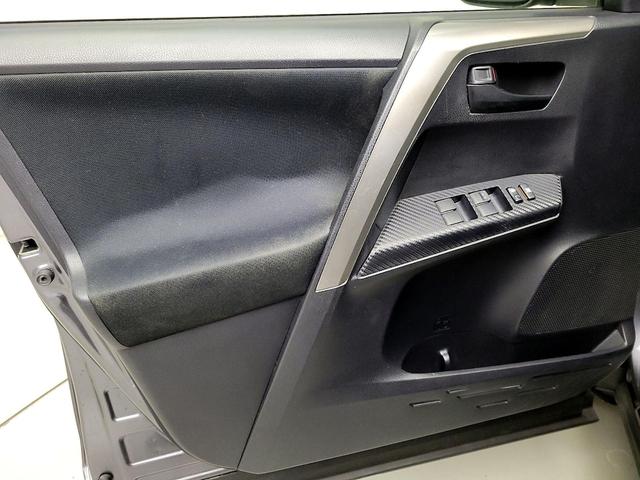 Photo of 2014 Gray Toyota RAV4