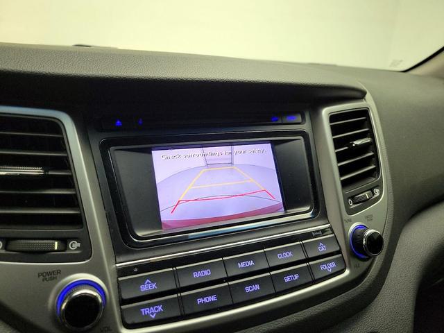 Photo of 2017 Orange Hyundai TUCSON