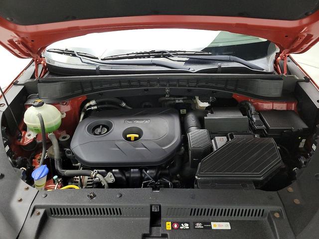 Photo of 2017 Orange Hyundai TUCSON