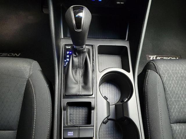 Photo of 2017 Orange Hyundai TUCSON