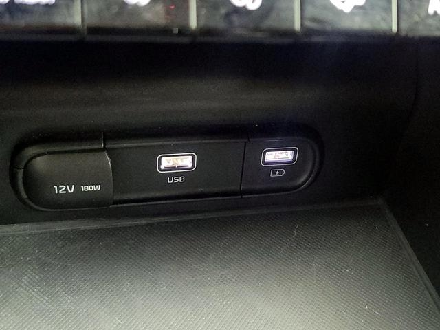 Photo of 2022 White Kia K5