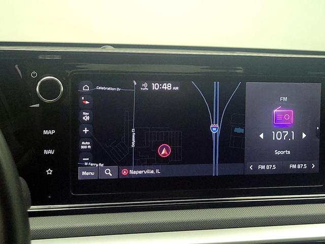 Photo of 2022 White Kia K5