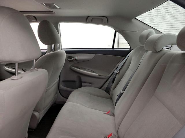 Photo of 2013 Silver Toyota Corolla