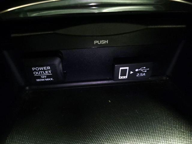 Photo of 2020 Black Acura TLX