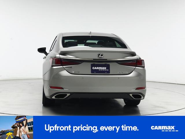 Photo of 2021 Silver Lexus ES 350