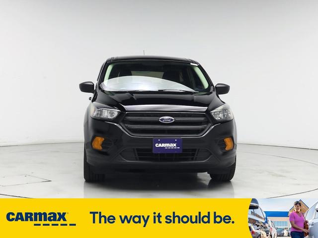 Photo of 2018 Black Ford Escape