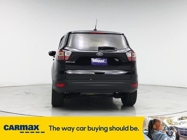 Photo of 2018 Black Ford Escape
