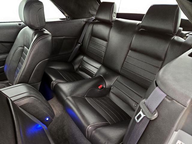 Photo of 2014 Gray Ford Mustang