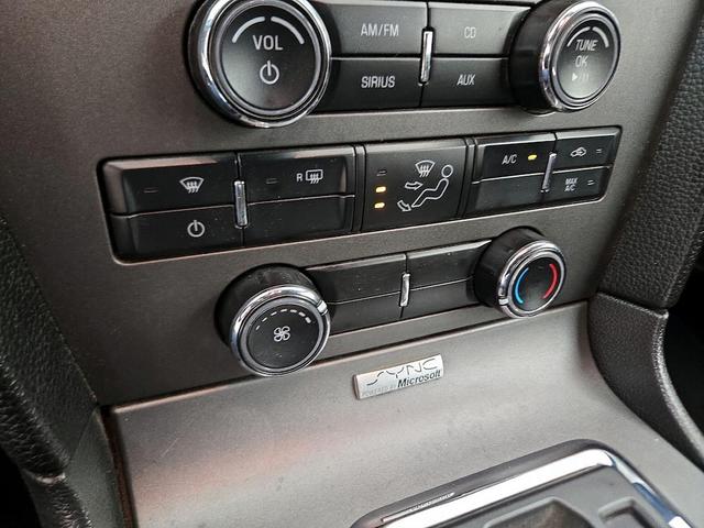 Photo of 2014 Gray Ford Mustang