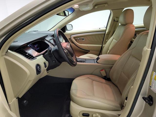 Photo of 2017 Gold Ford Taurus