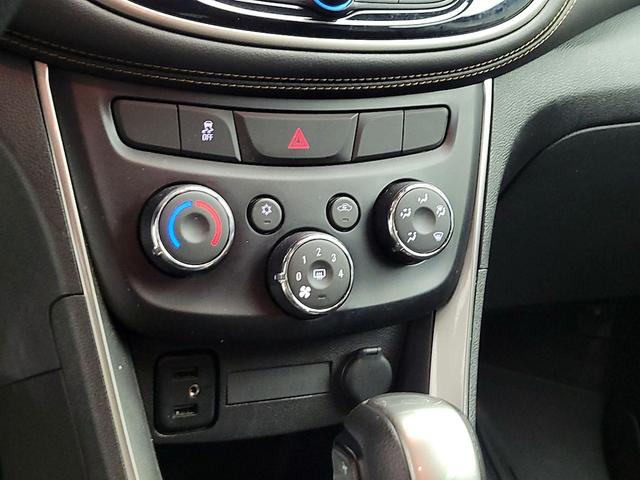Photo of 2020 White Chevrolet Trax