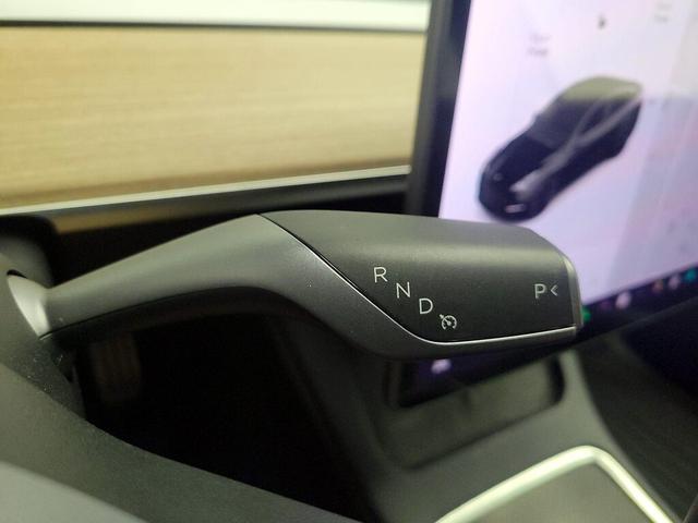Photo of 2021 Black Tesla Model Y