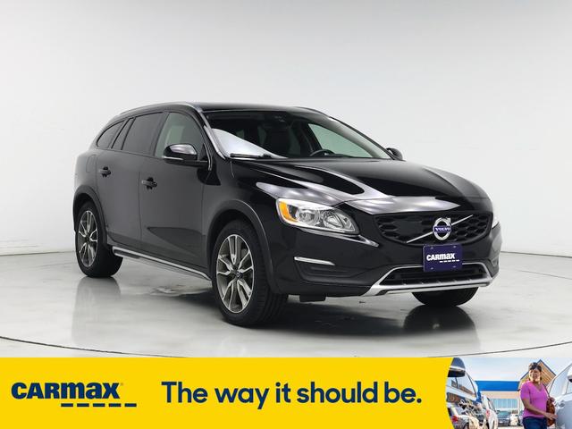 2017 Volvo V60 Cross Country