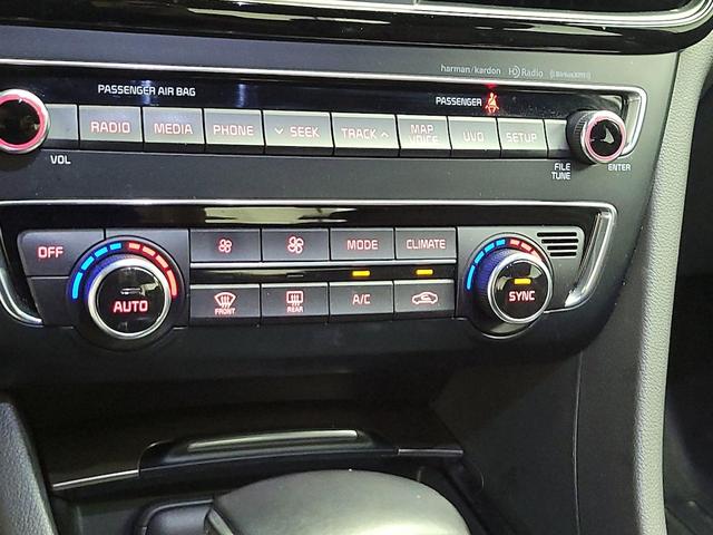 Photo of 2016 Pearl Kia Optima