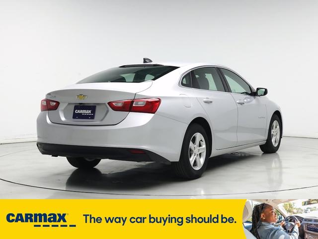 Photo of 2019 Silver Chevrolet Malibu